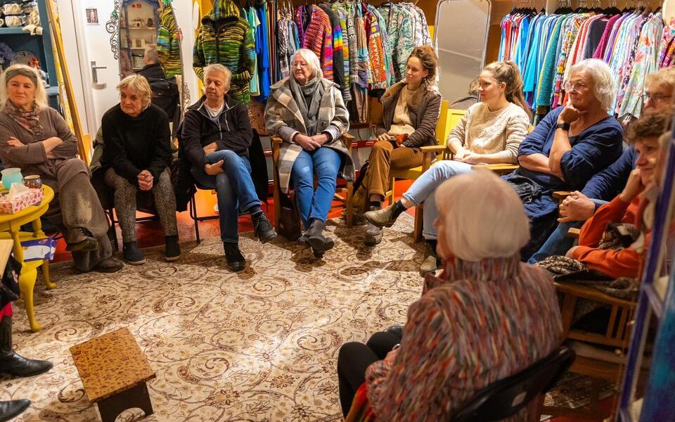 verhalen vertellen verhaal verhalenavond avond vertellingen verschillende locaties vertel jouw verhaal